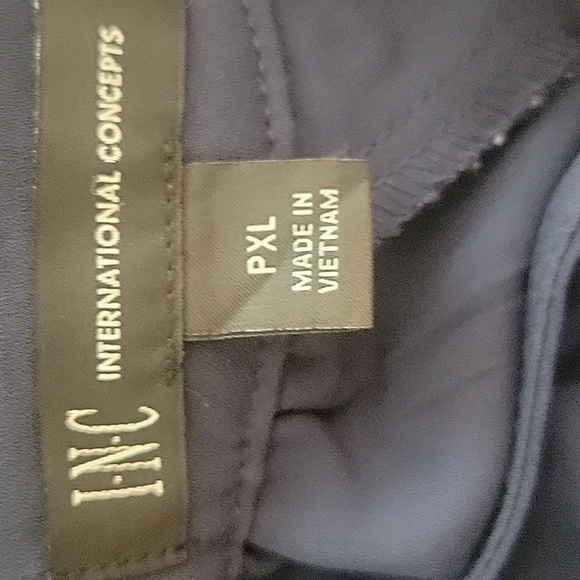 INC. Cold-Shoulder Studded Keyhole-Neck Blouse, Created for Macy's, Size: PXL - Picture 8 of 10